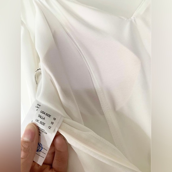 Brand New Ivory Wedding Dress - Picture 9 of 10